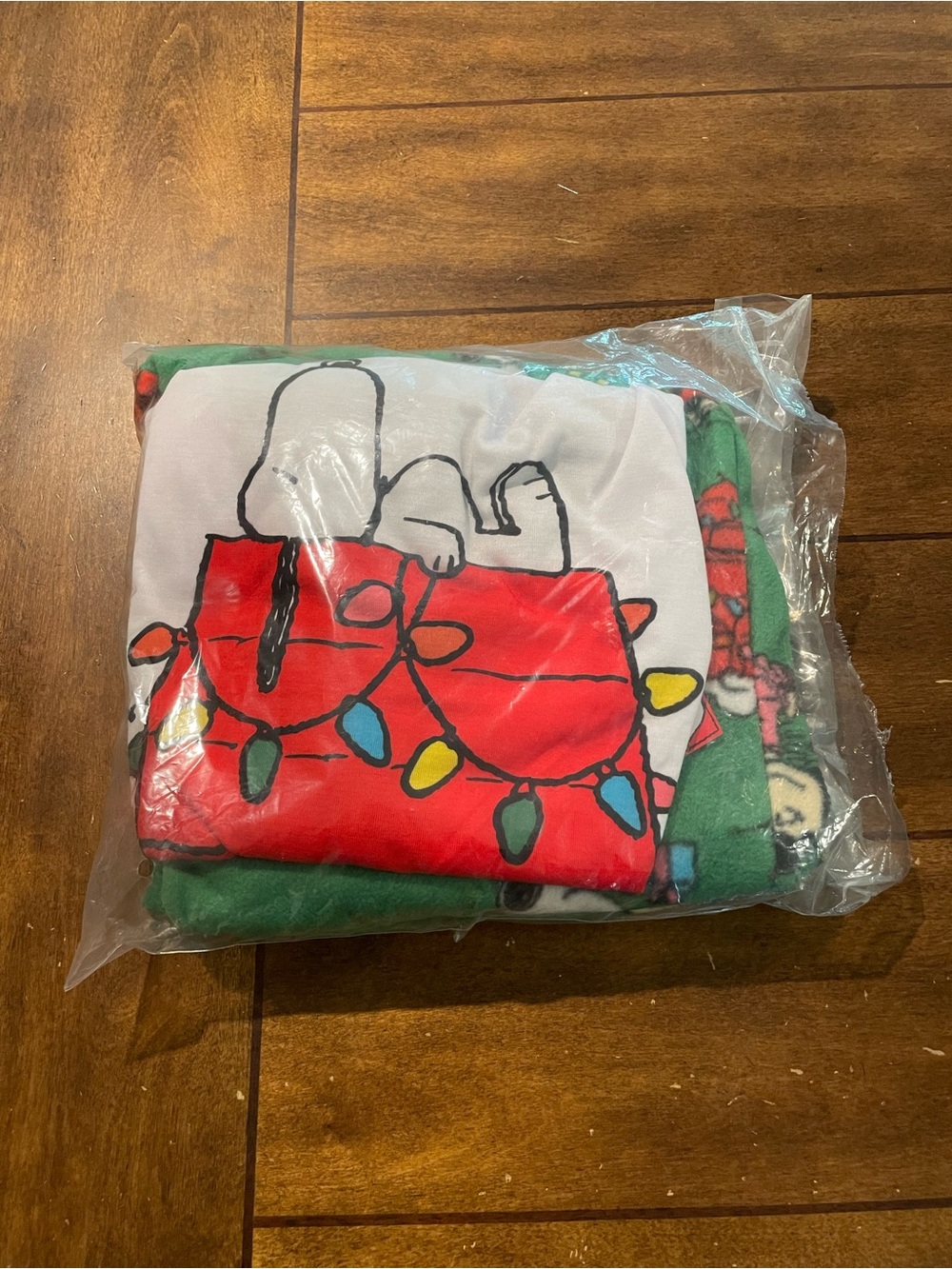Peanuts Snoopy Pajama Set in Red, Green & White